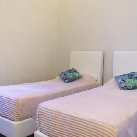 Book Now! Corso Buenos Aires & Loreto M1 * Milan